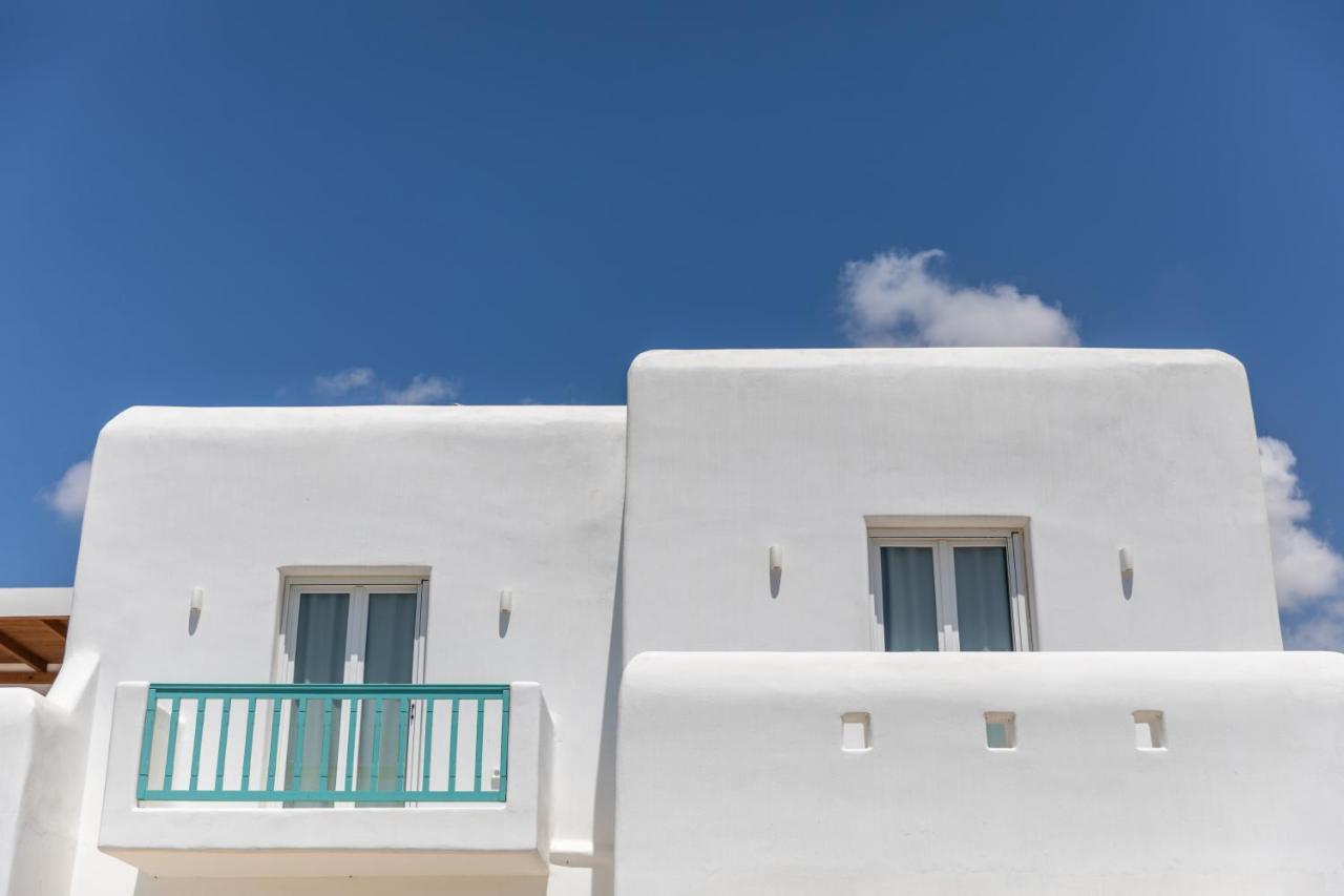Kalais Sea Vibes, Beachfront Suites - A 10 Minute Drive Away From Naxos Town - Next To The Bus Stop Pláka Exteriör bild