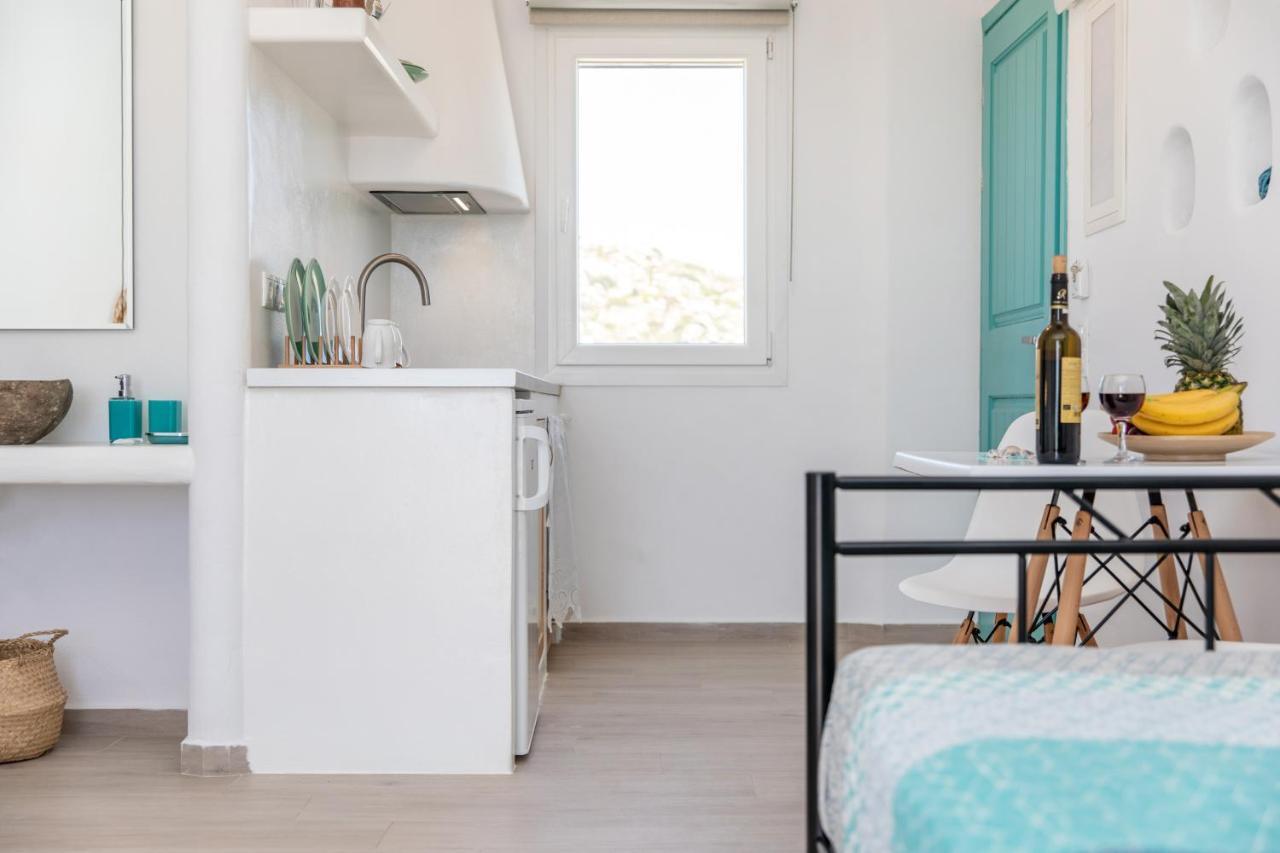 Kalais Sea Vibes, Beachfront Suites - A 10 Minute Drive Away From Naxos Town - Next To The Bus Stop Pláka Exteriör bild
