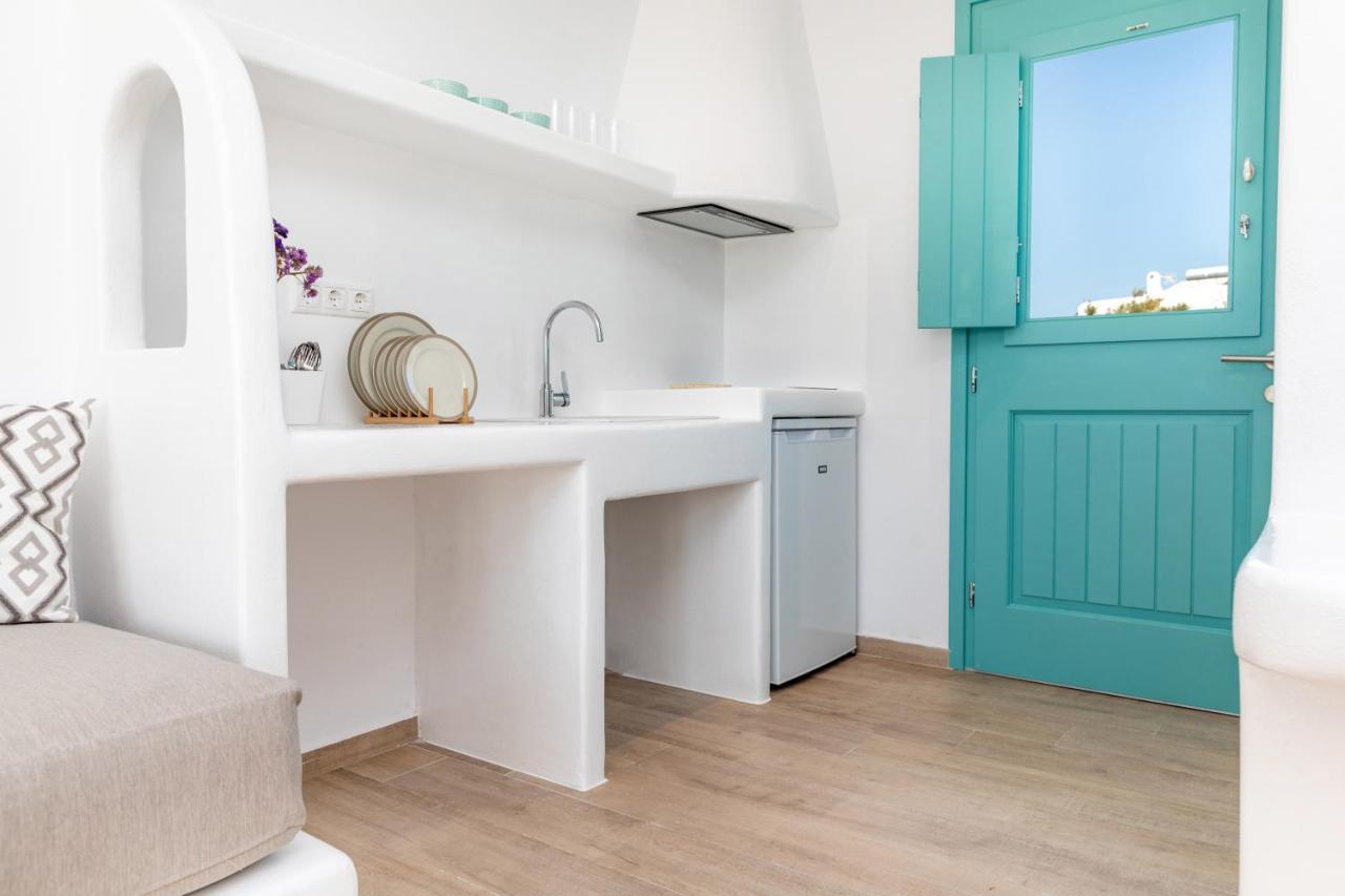 Kalais Sea Vibes, Beachfront Suites - A 10 Minute Drive Away From Naxos Town - Next To The Bus Stop Pláka Exteriör bild